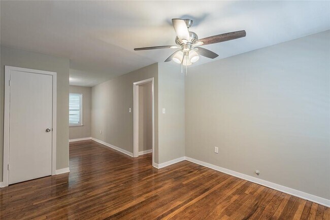 Foto del edificio - 124 S Washington St