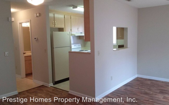 Building Photo - 2 br, 1.5 bath House - 101 Woodfield Place