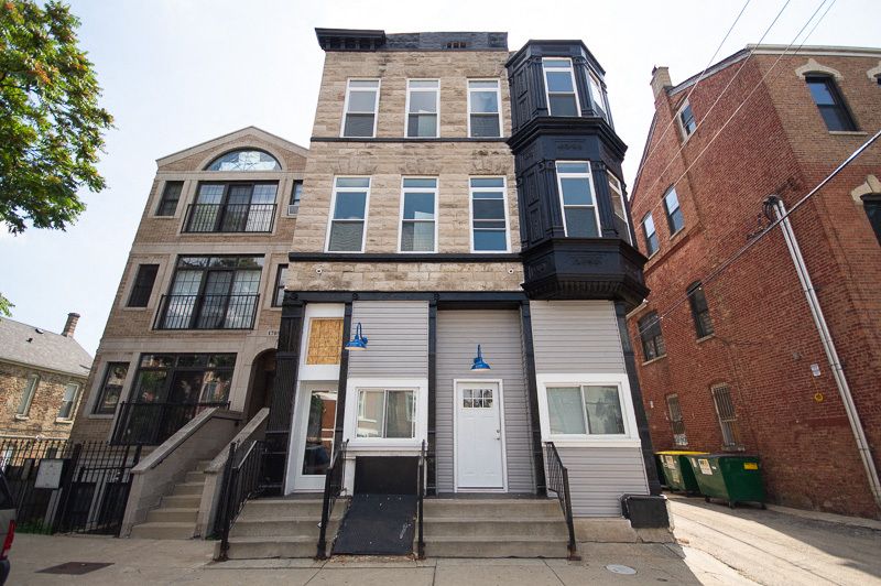 Primary Photo - 1711 S. Carpenter St.
