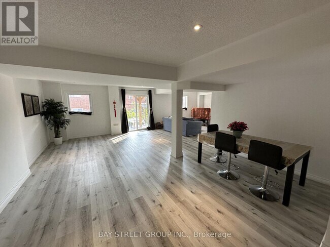 Photo du bâtiment - 196 Colesbrook Rd