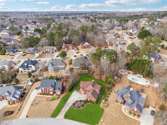 Building Photo - 3207 Haleys Way SE