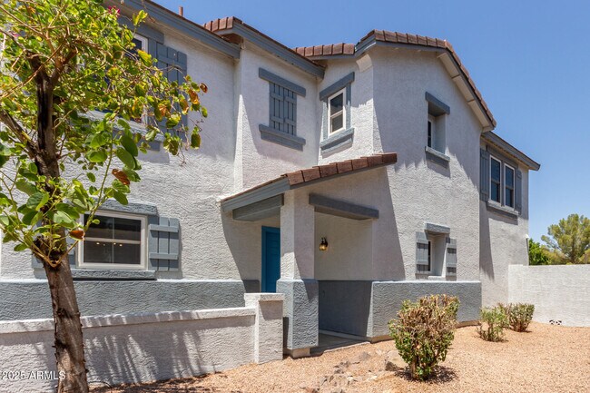 Building Photo - 2771 S Sailors Way