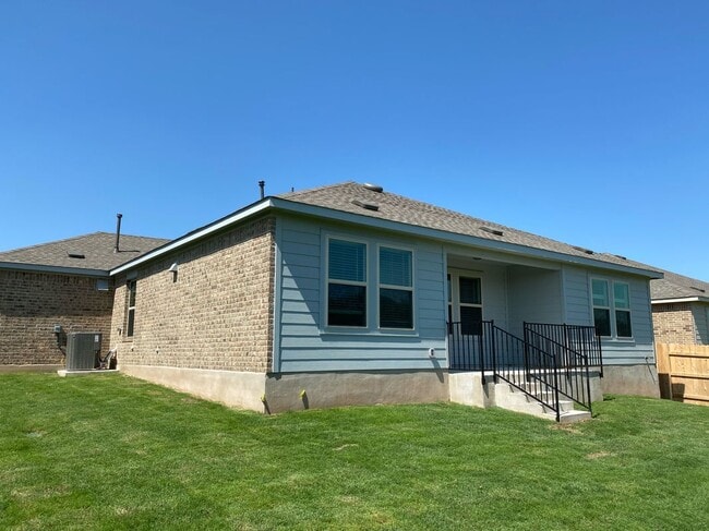 Building Photo - 3444 Pauling Loop