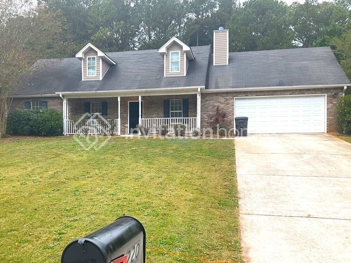 Primary Photo - 220 Oak Hill Dr