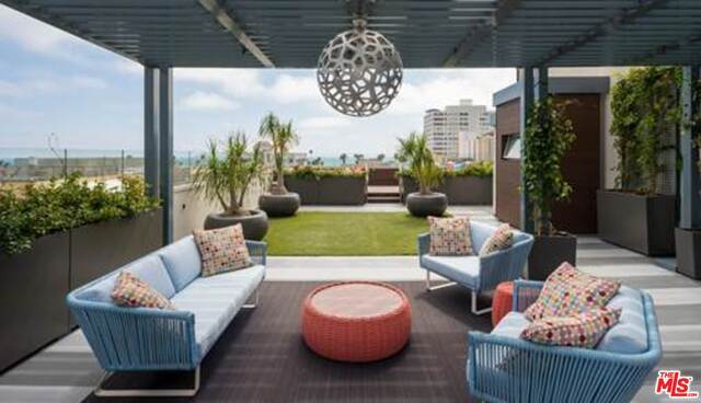 Foto principal - 1453 3rd Street Promenade