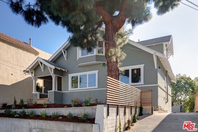 Building Photo - 1022 Sanborn Ave