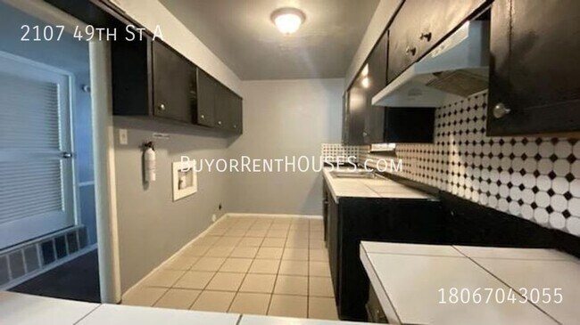 Building Photo - 2107 49th St