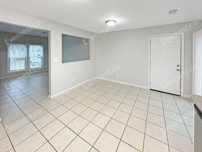 Foto del edificio - 1373 Mill Lake Cir