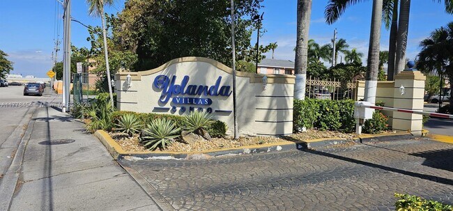 Foto del edificio - 801 NW 47th Ave