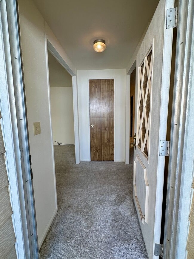 Building Photo - 4366 Valley Ln