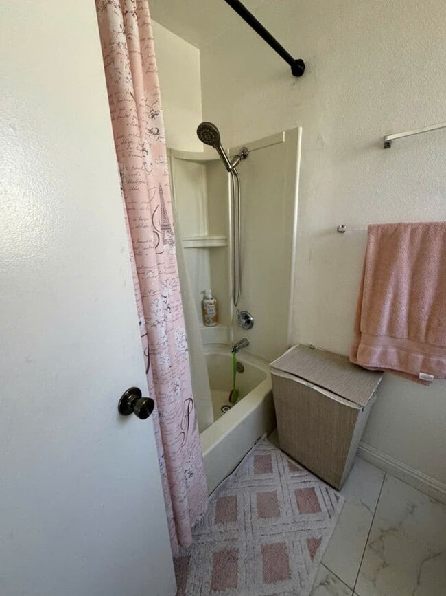 Foto del edificio - 9155 Pacific Ave