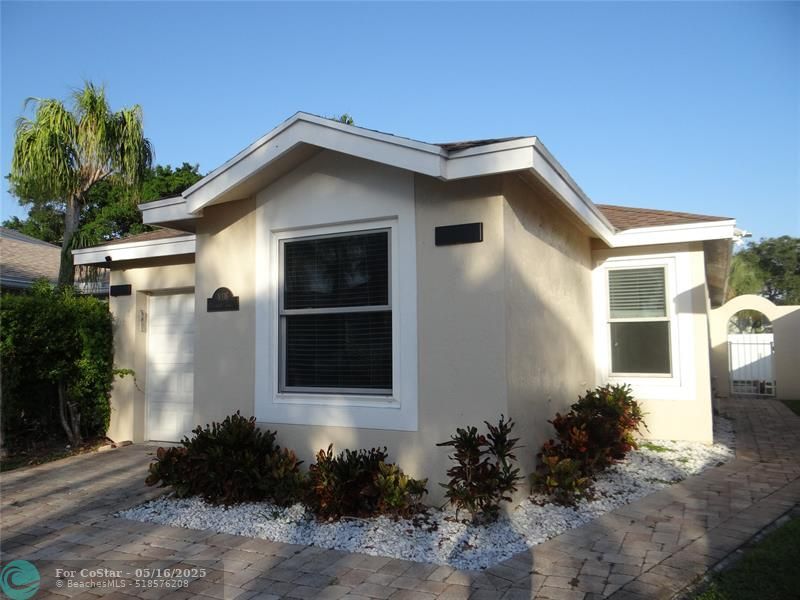 Primary Photo - 4036 Eastridge Cir
