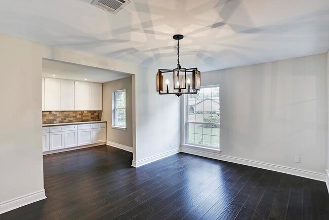 Building Photo - 11219 Ash Creek Dr