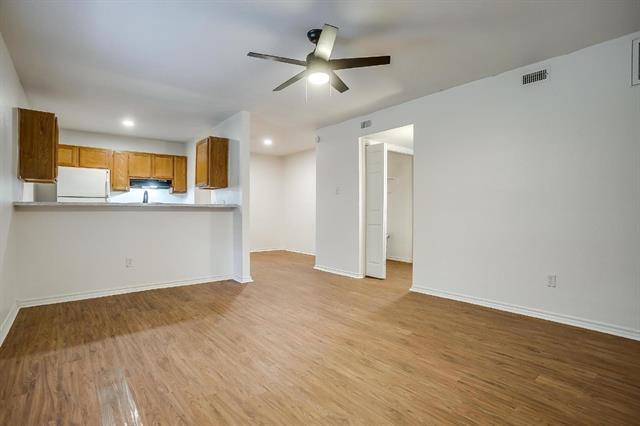 Foto del edificio - 1217 Kimbrough St