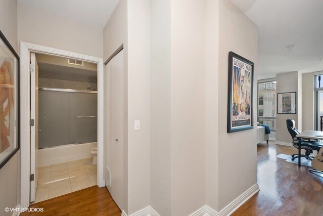 Foto principal - 565 W Quincy St