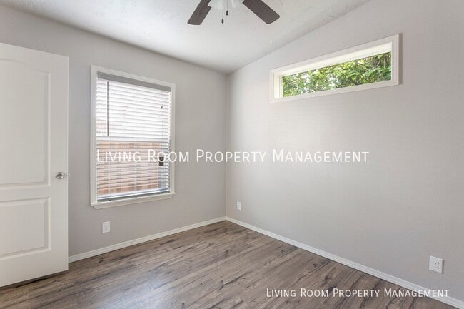Building Photo - Affordable and Cozy ADU ready for move in!