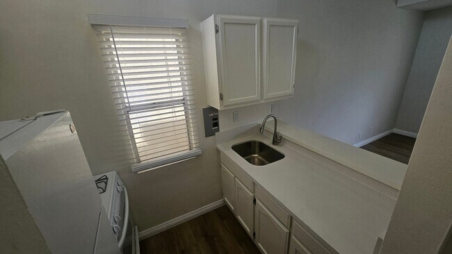 Foto del edificio - 14926 Hawthorne Blvd