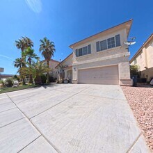 Building Photo - 8330 Hipwader Ct