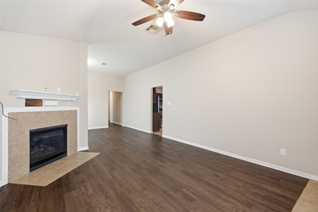 Building Photo - 16882 Accolade Way