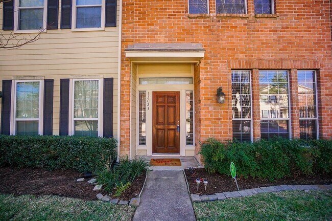 Building Photo - 13023 Gentryside Ct