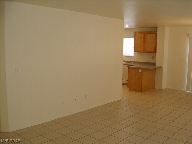 Foto del edificio - 4225 English Walnut Ct