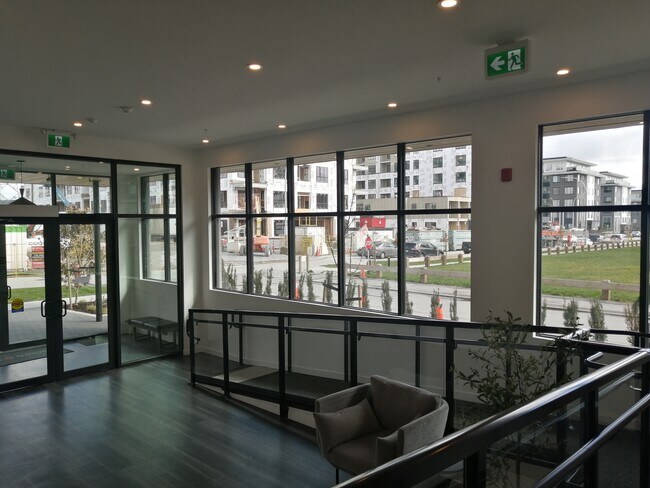 Photo du bâtiment - 15835 85 Ave