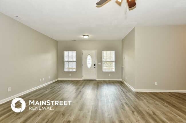 Building Photo - 7742 Sawyer Brown Rd