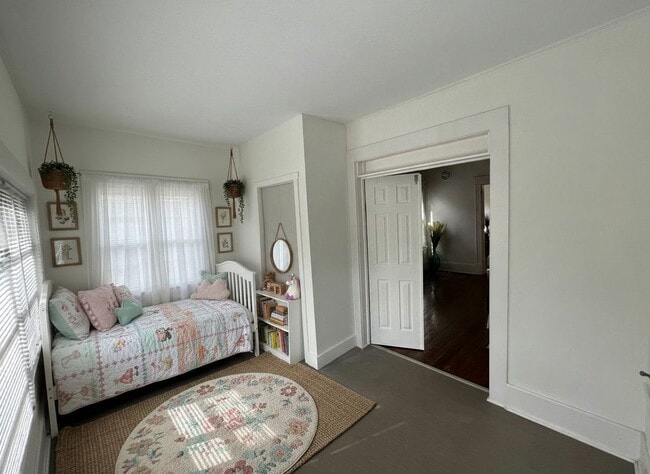 Building Photo - 2535 Post St