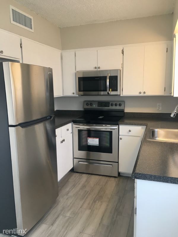 Primary Photo - 3031 N 36th St