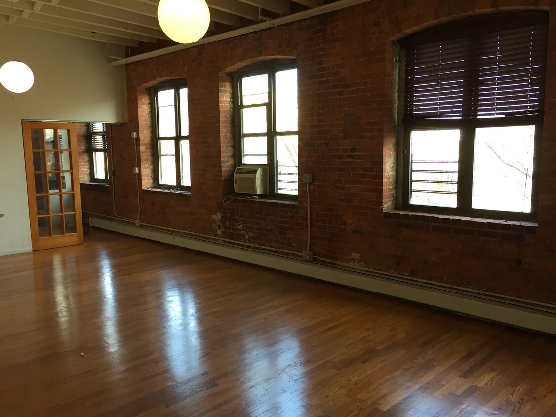 Sala de estar - 233 Franklin St