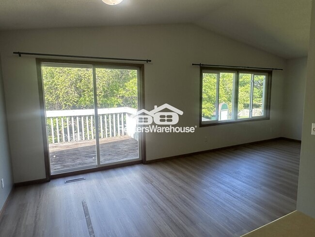 Building Photo - 13892 Woodbine St NW