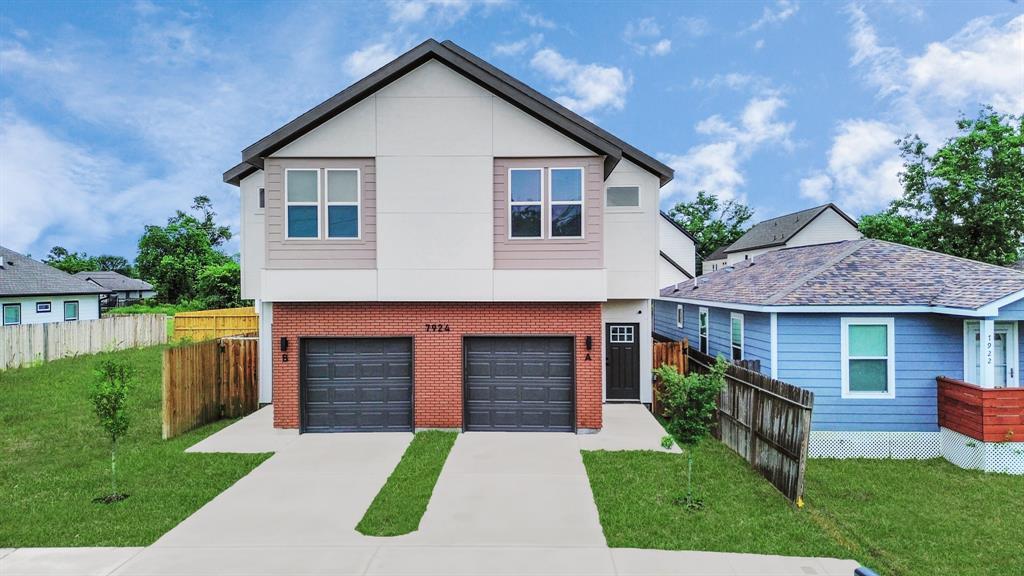 Foto principal - 7924 Booker St