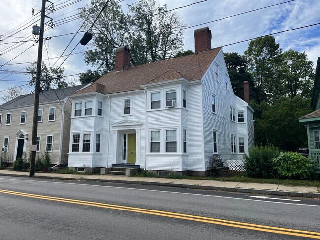 Foto del edificio - 258 Maplewood Ave