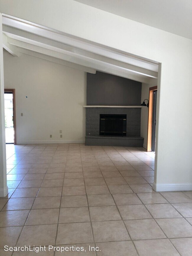 Building Photo - 3 br, 3 bath House - 4644 Brandon Ct.