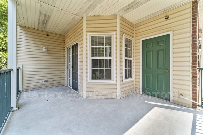 Building Photo - 801 Brassie Ln