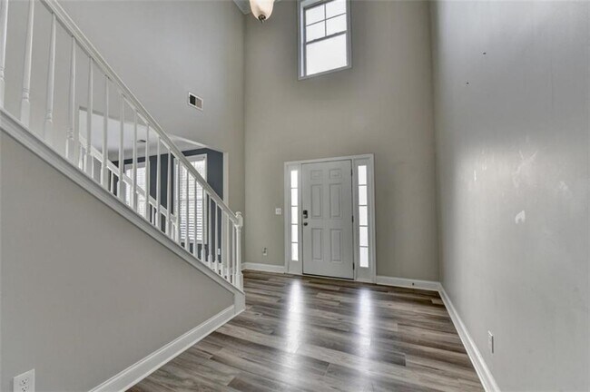 Foto del edificio - 359 Shiloh Manor Dr