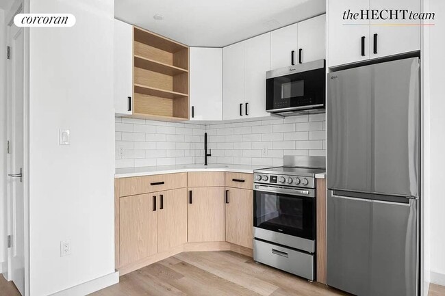 Building Photo - 265 Ocean Pkwy