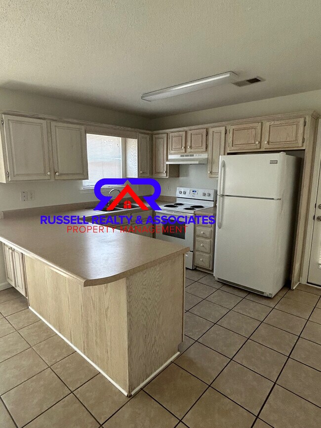 Foto del edificio - Available Now- One Level Garden Home in Alabaster!
