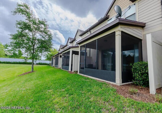 Foto del edificio - 7037 Berrybrook Dr