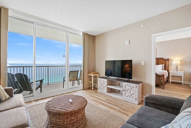 Foto del edificio - 10901 Front Beach Rd