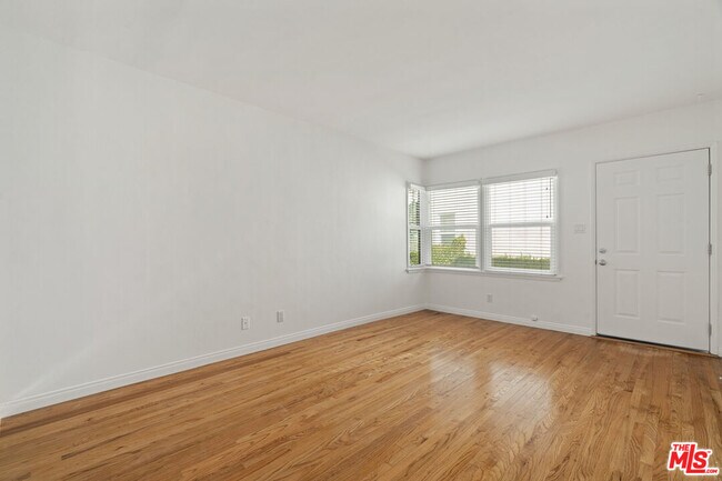 Foto del edificio - 1/2 Ocean Park Blvd