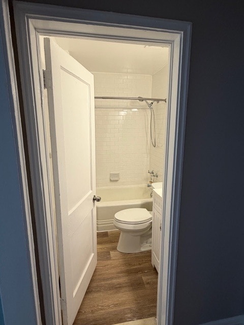 Building Photo - 2922 Sollers Point Rd