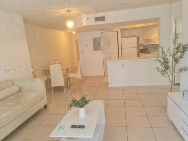 Building Photo - 8911 Collins Ave