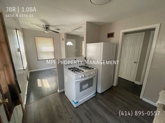 Foto del edificio - 4456 N 45th St