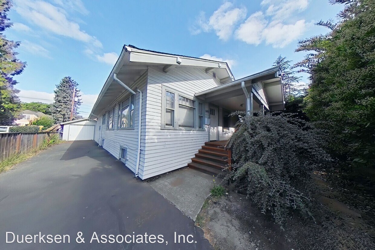 Primary Photo - 3 br, 1 bath House - 342 NW 21st St