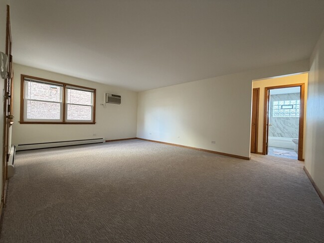 Building Photo - 3515 N Central Ave