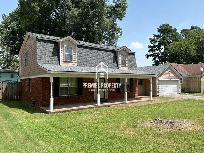 Building Photo - 2038 Meadowview Ln