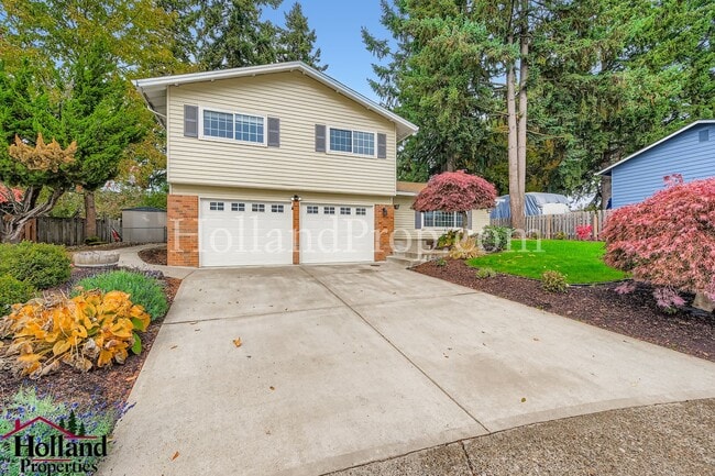 Building Photo - Bright, Modern, and Ready to Welcome You H...