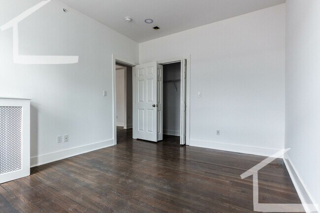 Foto del edificio - 18 Queensberry St