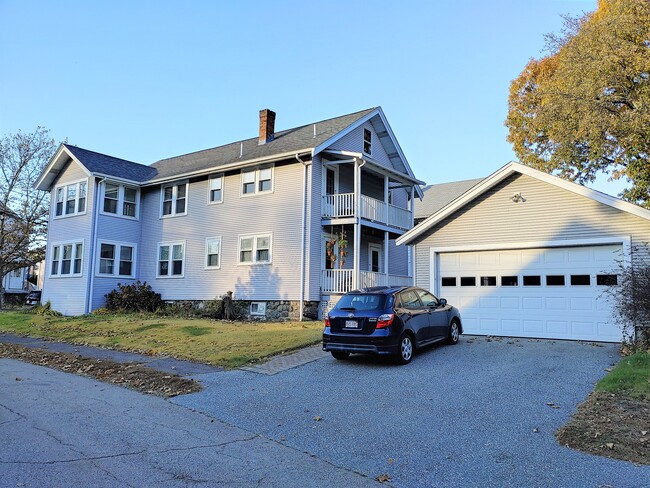 Building Photo - 36 Springfield St
